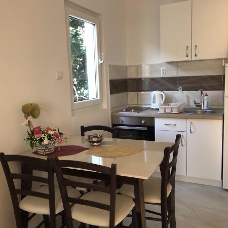 Apartmani Roganovic Luštica Kültér fotó